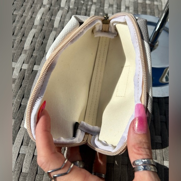 Dooney & Bourke Small Leather Zipper Travel Cosmetic Bag Pouch NWOT!​​ - Picture 7 of 7